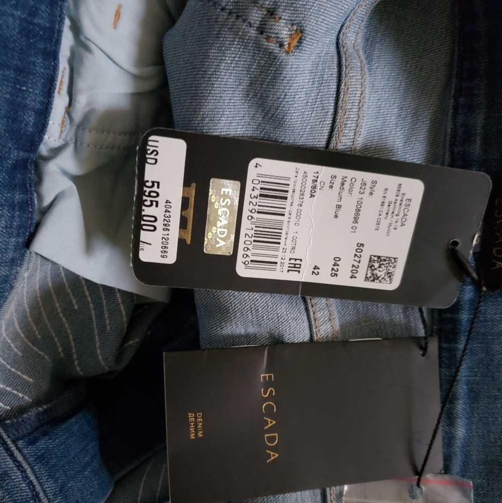 Escada Distressed & Embelished Jeans - Picture 2 of 16